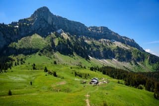 La montagne Sous-Dîne